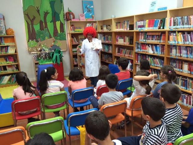 Starts Workshop Reading Promotion "Doctor cuentitis" with a group of 25 children, Foto 2
