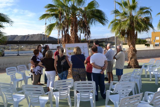 El proyecto de remodelación del paseo Víctimas del Terrorismo se enriquece con las aportaciones de los vecinos de la zona - 1, Foto 1