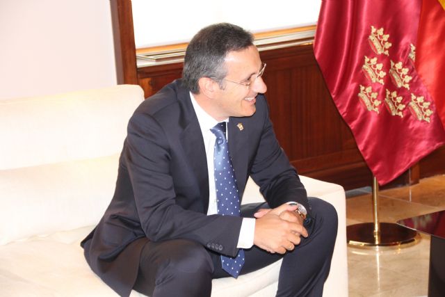 El nuevo IES Valle de Leiva, tema central del encuentro entre el Alcalde y el presidente Pedro Antonio Snchez, Foto 2