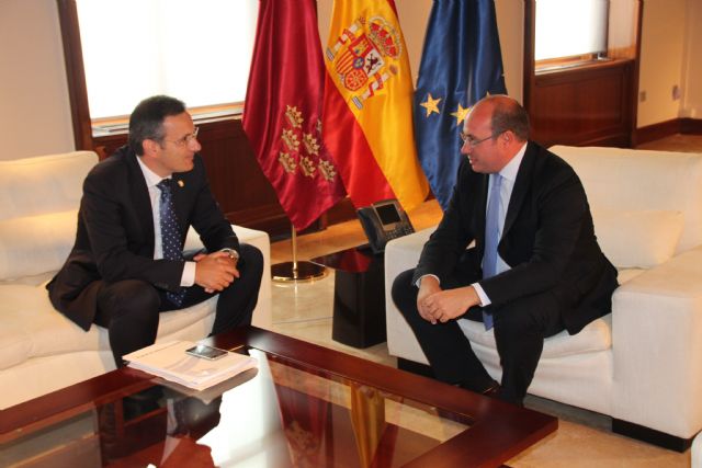 El nuevo IES Valle de Leiva, tema central del encuentro entre el Alcalde y el presidente Pedro Antonio Snchez, Foto 4