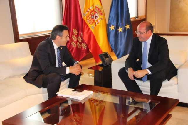 El nuevo IES Valle de Leiva, tema central del encuentro entre el Alcalde y el presidente Pedro Antonio Snchez, Foto 5