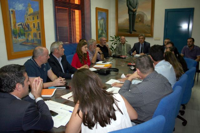 La Comisión de Calidad del Aire se reúne ayer en Alcantarilla, asistiendo representantes de la empresa Derivados Químicos como invitados - 4, Foto 4