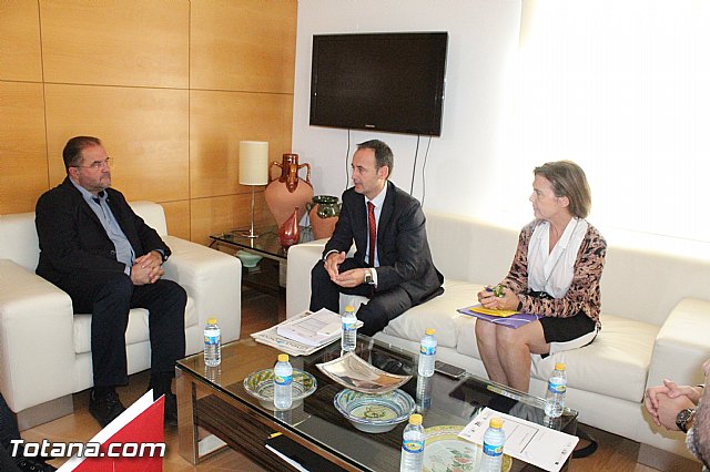 El Gobierno municipal se entrevista con el director general de Instituto de Fomento - 2