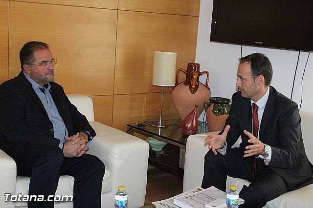 El Gobierno municipal se entrevista con el director general de Instituto de Fomento - 4