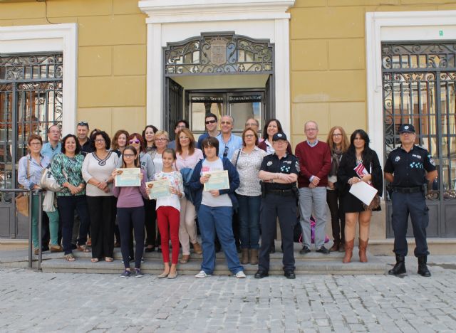 El Ayuntamiento de Cieza presenta una campaña de prevención y sensibilización del absentismo y abandono escolar - 1, Foto 1