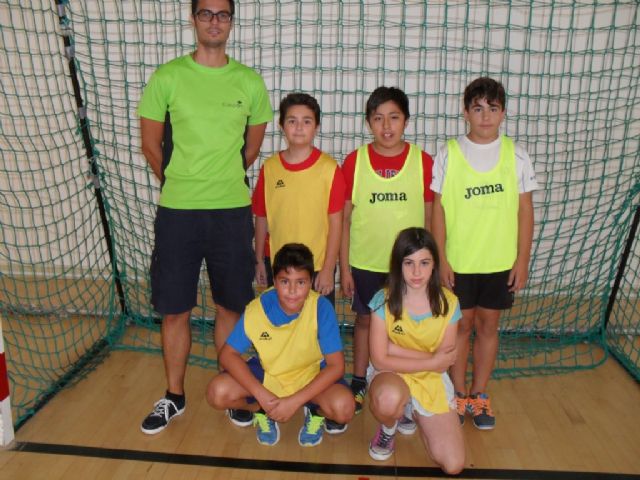 It launches the School Sports Programme with Phase Local basketball, handball, soccer and volleyball, Foto 2