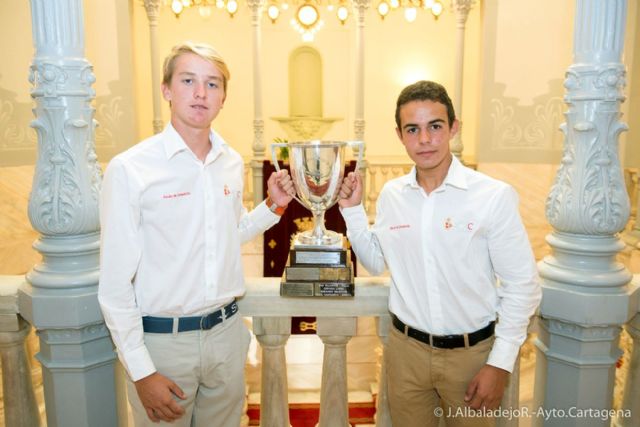 El alcalde, con los cartageneros campeones del mundo junior de vela - 3, Foto 3