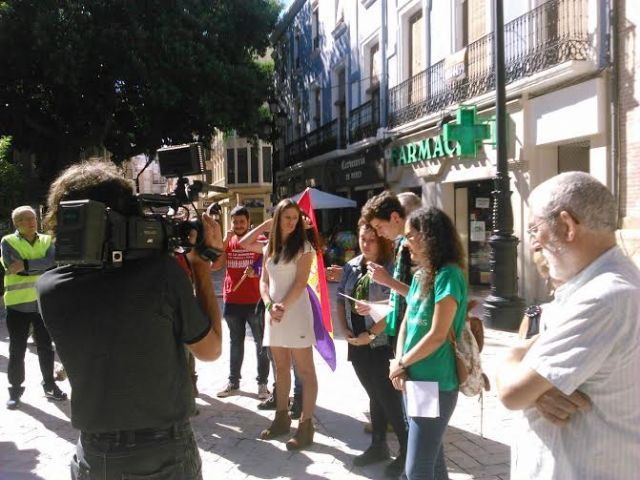 Más de un centenar de aguileños reivindican pan, trabajo, techo y dignidad - 4, Foto 4