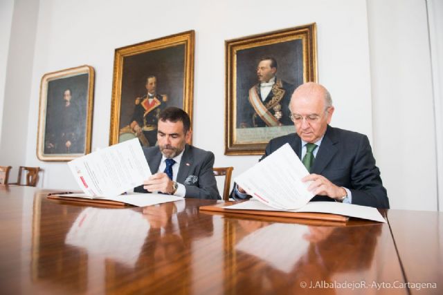 La Fundación Cajamurcia-BMN aporta 25 mil euros para el programa municipal de mayores - 2, Foto 2