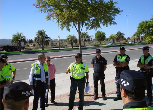 La Guardia Civil ha formado a 75 agentes locales en materia de deteccin de drogas en la conduccin, Foto 1