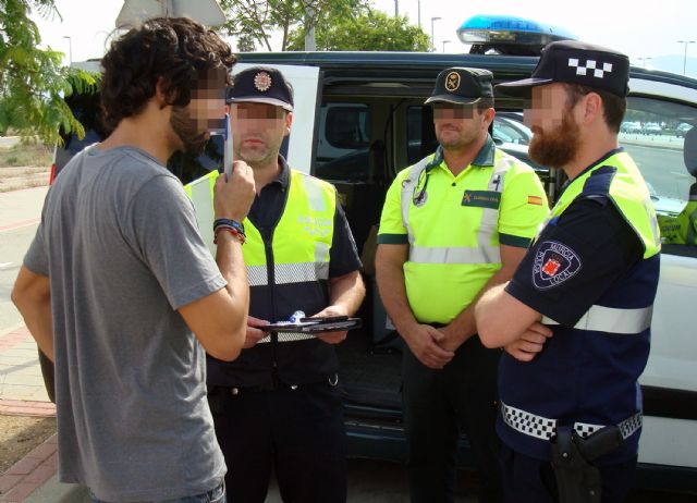 La Guardia Civil ha formado a 75 agentes locales en materia de detección de drogas en la conducción - 2, Foto 2