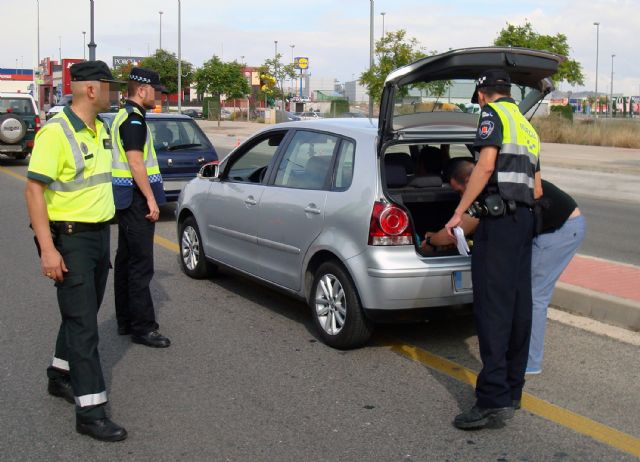 La Guardia Civil ha formado a 75 agentes locales en materia de detección de drogas en la conducción - 3, Foto 3