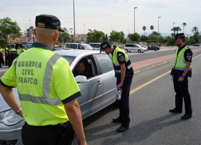 La Guardia Civil ha formado a 75 agentes locales en materia de deteccin de drogas en la conduccin, Foto 4