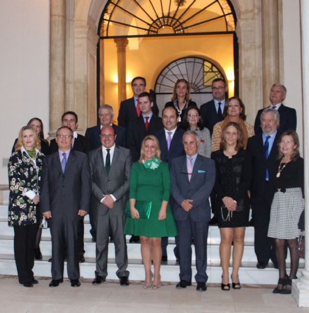 El presidente de la Comunidad recibe a miembros de la Asociación del Cuerpo Consular acreditado en la Región - 3, Foto 3