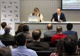70 empresarios, hoteleros y dueños de camping conocen los beneficios de subirse a la nube