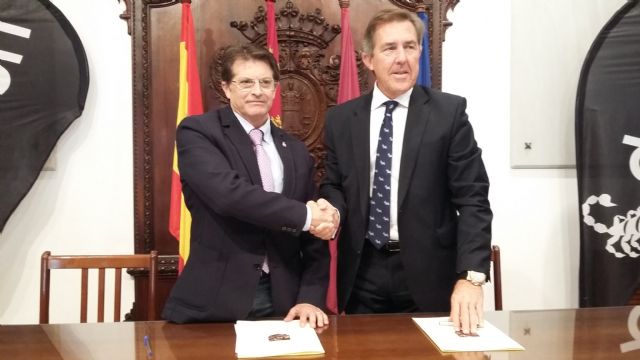 Ayuntamiento y Federación Murciana de Fútbol firman un convenio - 1, Foto 1