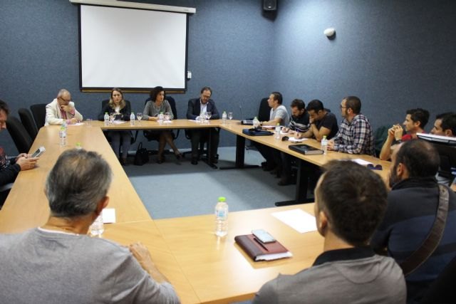 Presidencia presenta la estrategia para modernizar el Consorcio de Extinción de Incendios y Salvamento de la Región de Murcia - 1, Foto 1