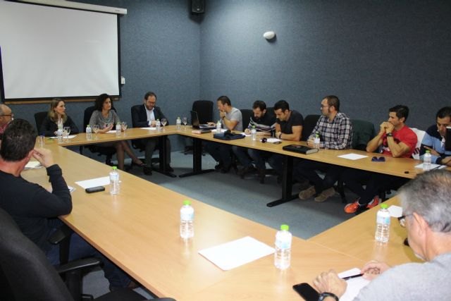 Presidencia presenta la estrategia para modernizar el Consorcio de Extinción de Incendios y Salvamento de la Región de Murcia - 2, Foto 2