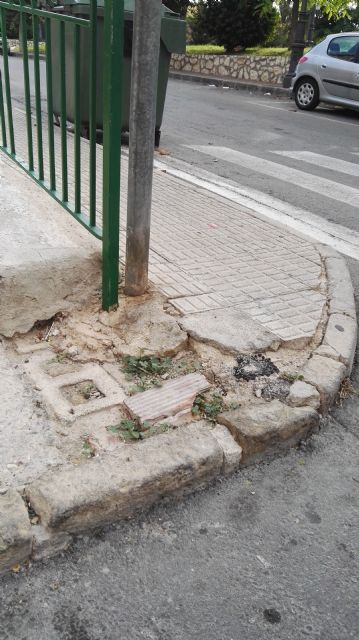 Clavero: Conseguimos un plan de actuación global en el Barrio de Fátima y el apoyo para solicitar mejoras en el consultorio de La Alcayna - 3, Foto 3