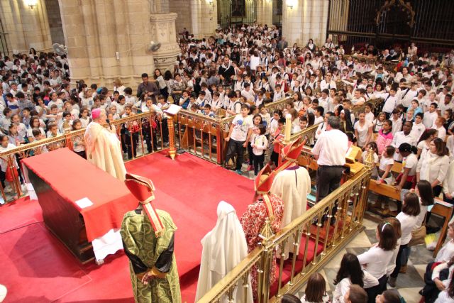 Más de 1.500 niños de Primaria han celebrado hoy la Fiesta de la Luz - 1, Foto 1