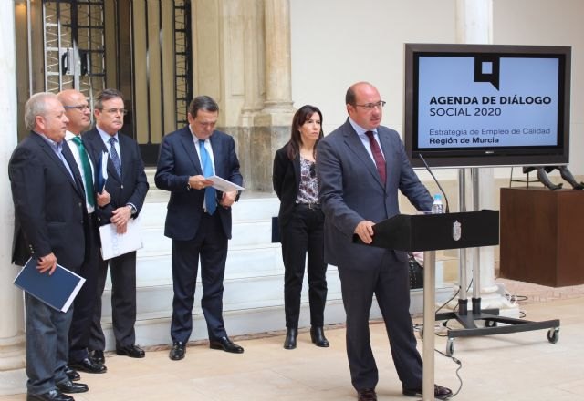 Gobierno regional, patronal y sindicatos ultiman un documento con medidas concretas para impulsar el empleo de calidad en la Región - 1, Foto 1