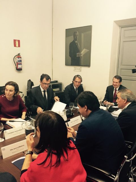 El Alcalde apela al consenso y la colaboración institucional en la primera reunión de la Junta de Gobierno de la FEMP - 3, Foto 3