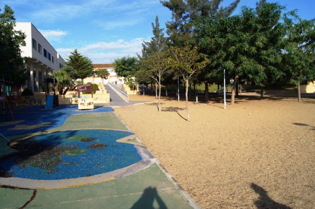 The Department of Infrastructure undertake a comprehensive action arrangement garden "Tierno Galvan" in the urbanization "El Parral", Foto 6