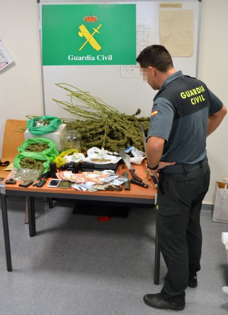 La Guardia Civil desmantela de nuevo un punto de distribución de drogas en Las Torres de Cotillas - 1, Foto 1
