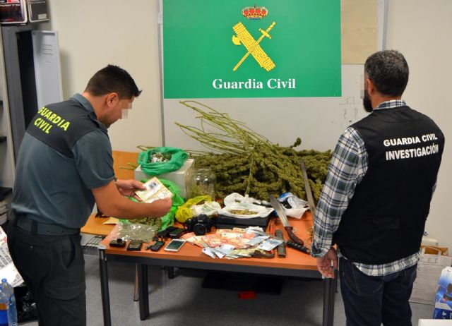 La Guardia Civil desmantela de nuevo un punto de distribución de drogas en Las Torres de Cotillas - 2, Foto 2