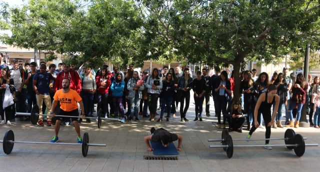 BIENVENIDA UNIVERSITARIA 2015 #HolaUCAM - 1, Foto 1