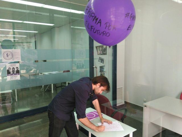 Podemos logra en torno a 3.000 avales en tan solo 24 horas para concurrir a las elecciones generales del 20d - 1, Foto 1