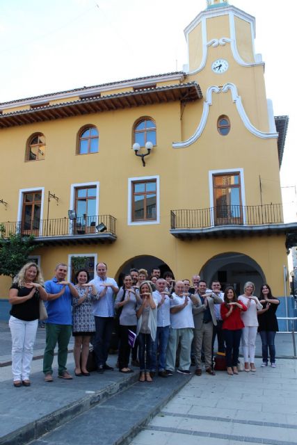 La Corporación Municipal del Ayuntamiento de Alcantarilla muestra su apoyo a las Víctimas de la Talidomida - 2, Foto 2