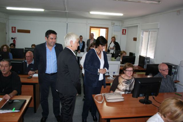 El Ayuntamiento de Alcantarilla, cede aulas a la Consejería de Educación, para el Centro de Educación de Adultos - 5, Foto 5