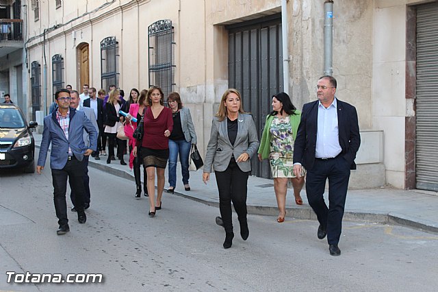 La Secretaria de Estado de Poltica Social e Igualdad visita el Centro Multidisciplinar 