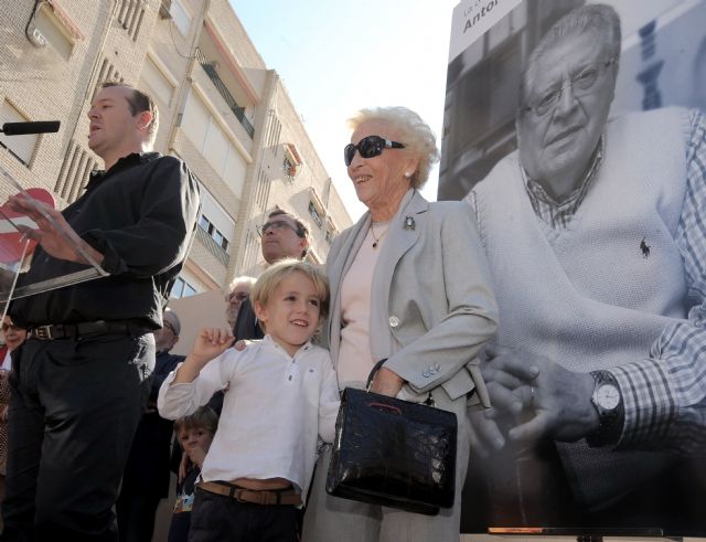 Una calle del centro de Murcia lleva desde hoy el nombre de Antonio González-Conejero - 2, Foto 2