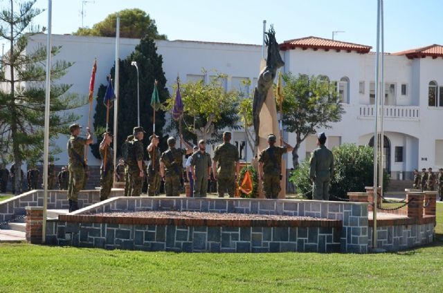 La AGA sorprende a los vecinos de Santiago de la Ribera con una marcha de todos sus alumnos por el centro de la localidad - 4, Foto 4