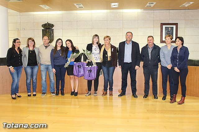 El Ayuntamiento agradece a las dos jóvenes europeas la labor y profesionalidad durante sus prácticas laborales formativas en el marco del Programa Eurodisea, Foto 1