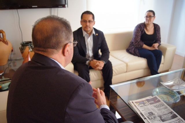 El alcalde se entrevista con el diputado nacional de Ecuador, Esteban Melo - 2, Foto 2