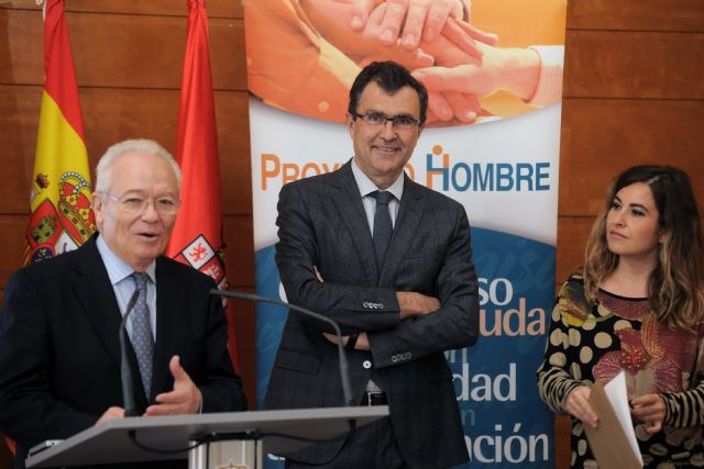 El Alcalde destaca la labor insustituible que realiza Proyecto Hombre en Murcia con personas que sufren adicciones - 2, Foto 2