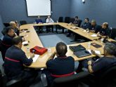 Reunión del director general de Seguridad Ciudadana y Emergencias y los sargentos de bomberos del CEIS