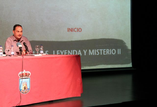 José Luis García presenta arropado por numerosos vecinos el libro 'Bullas, Leyenda y Misterio II' - 3, Foto 3