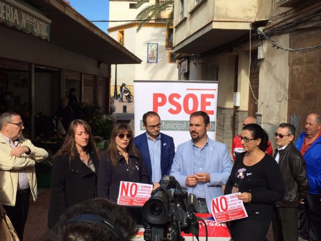 El PSOE de Lorca inicia una campaña de recogida de alegaciones contra la injusta subida de impuestos aprobada por el PP - 2, Foto 2