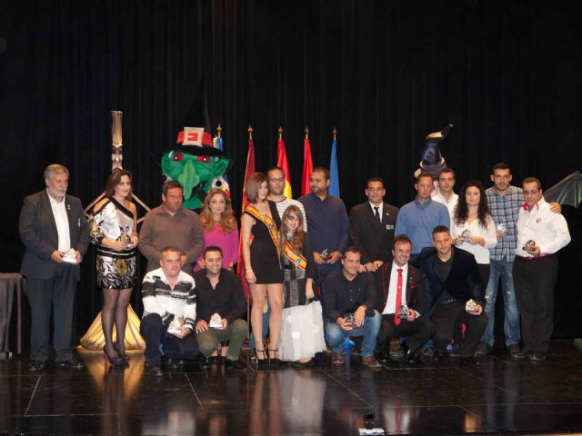 La Federación de Peñas Festeras entregó el Premio Oinokoe 2015 a los Carnavales de Águilas - 4, Foto 4