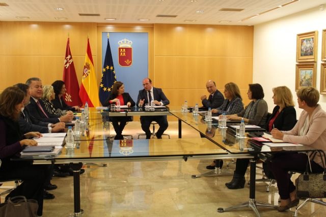 El Ejecutivo murciano expresa su apoyo claro y rotundo a la posición del Gobierno de España frente al independentismo catalán - 1, Foto 1