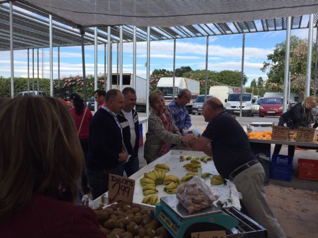 El mercadillo de Santa María de Gracia será el primero en el que el Ayuntamiento llevará a cabo el proceso de modernización - 1, Foto 1