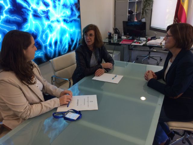 La alcaldesa se reúne con las directoras generales de Bienes e Industrias Culturales - 1, Foto 1