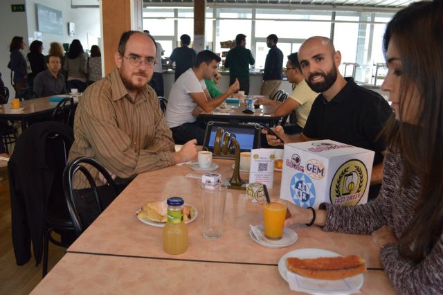 Premiados dos exalumnos de la UPCT por su red social para compartir mesa y hacer pedidos en hostelería - 1, Foto 1