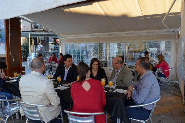 El alcalde pide a la consejera de Sanidad que el Hospital Los Arcos se sume a los centros que ya permiten inscribir a los recién nacidos sin desplazarse al Registro Civil - 2, Foto 2