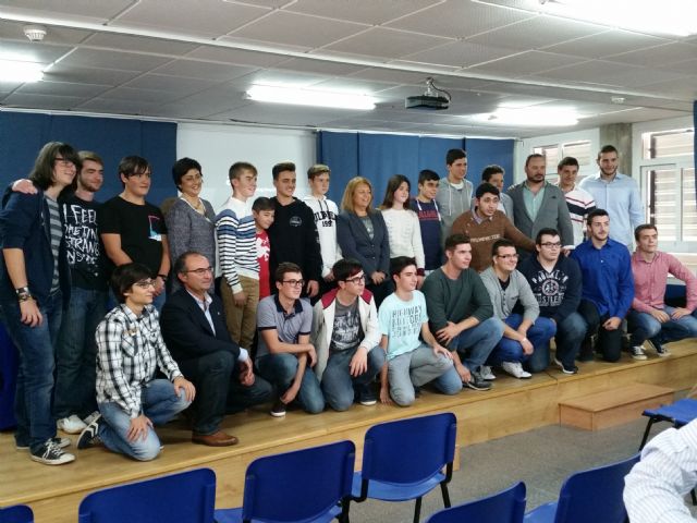 La consejera de Educación visita el IES Mediterráneo - 1, Foto 1