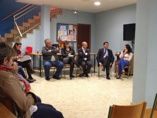 El PP realiza una jornada de trabajo para iniciar los preparativos de la campaña electoral del 20-d, Foto 6